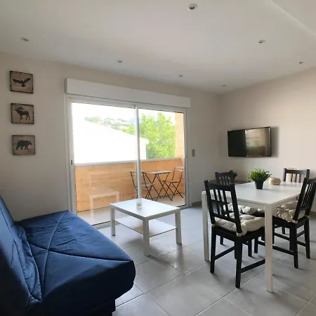 Apartment 2 Pieces Balcon Et Parking Proche Centre 3